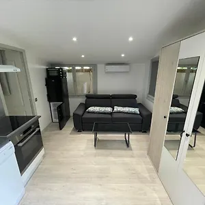Appartement Chalet De Jardin, Marseille
